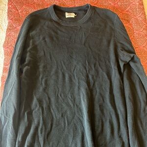 Gray longe sleeve waffle weave